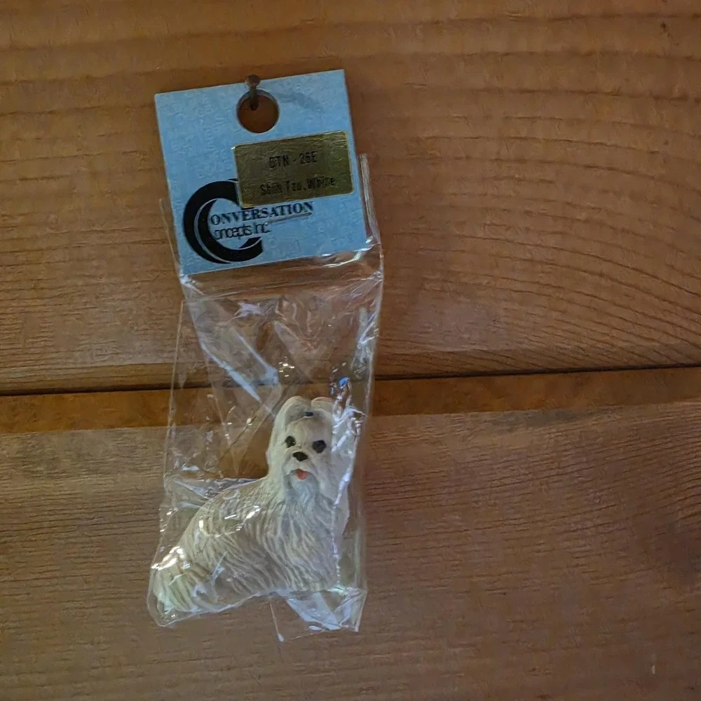 Conversation Concepts Vintage Shih Tzu White 2